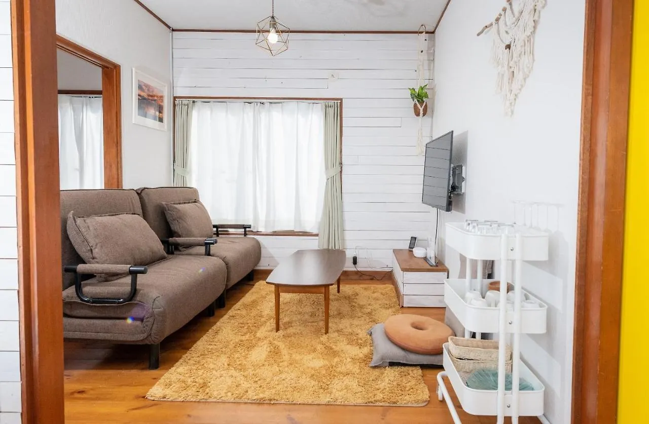 Pine Tree Apartman Kamakura