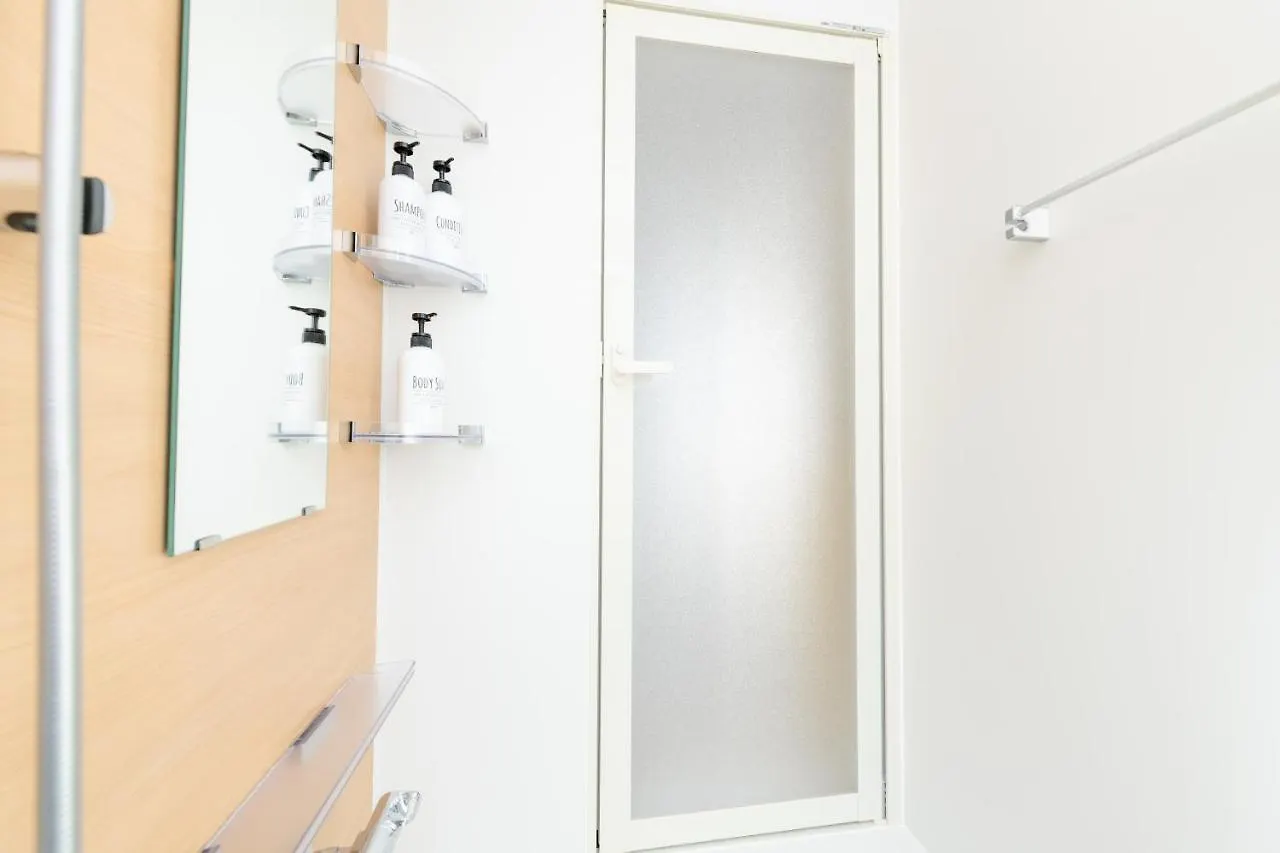 Pine Tree Apartman Kamakura 0*,